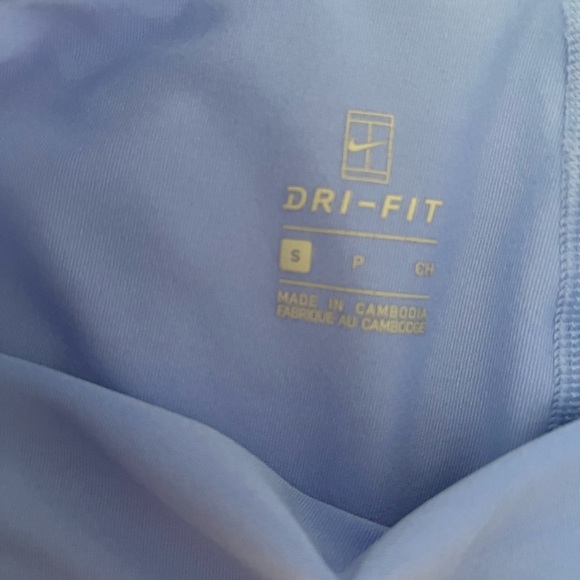 Nike Shorts - Picture 2 of 4